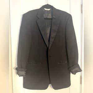 Black oversized blazer, tuxedo jacket